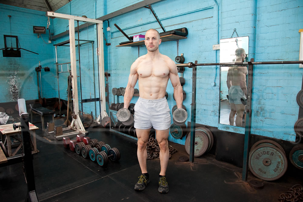 Dumbbell Hammer Curls (Alternating)